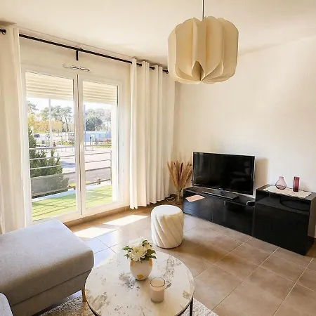 Camelia Merignac, 2 Bedrooms And Parking, Near Bordeaux